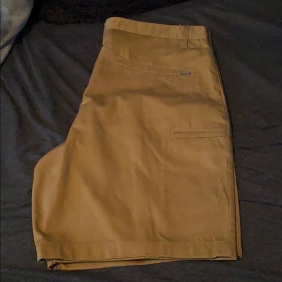 Volcom size 36 shorts - Picture 2 of 5